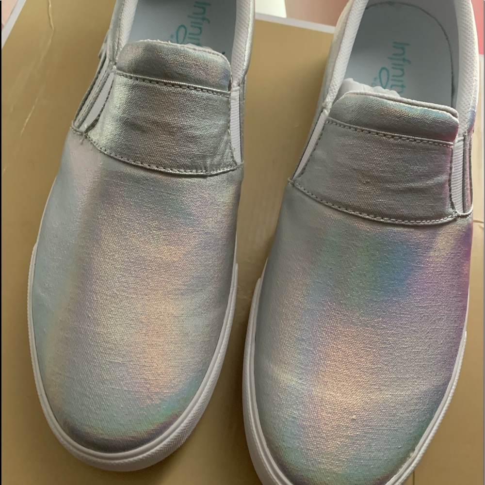 Cherokee shoes